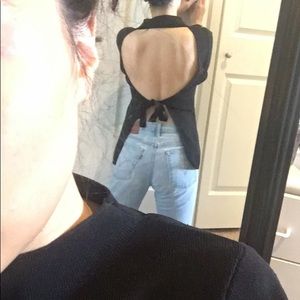 1--01 (Aritzia) open-back sweater